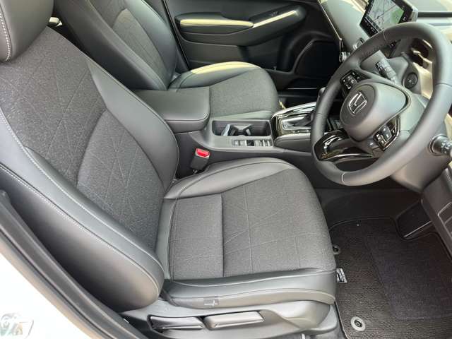 ホンダ ヴェゼル １．５ Ｅ：ＨＥＶ Ｚ R8年 (近畿) 99