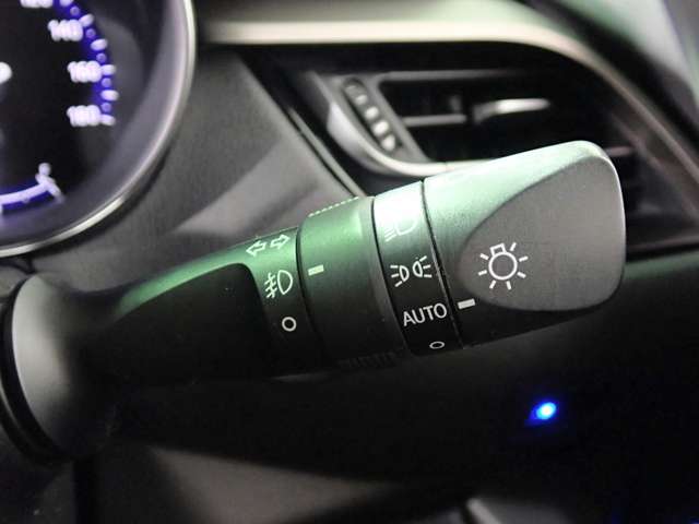 トヨタ Ｃ−ＨＲ ハイブリッド １．８ Ｇ H30年 (近畿) 99