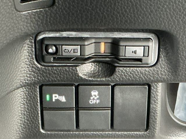 ホンダ Ｎ　ＢＯＸ カスタム ６６０ Ｌ ターボ R3年 (近畿) 99