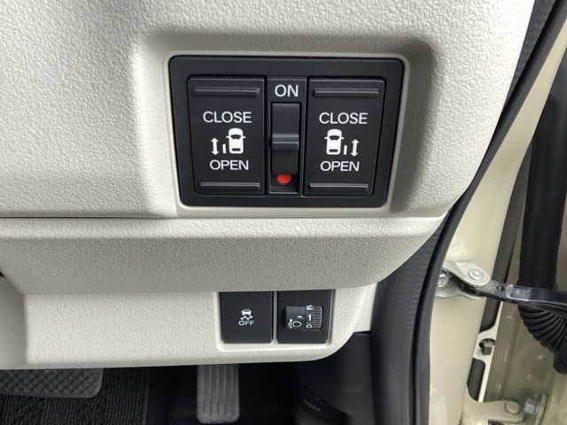 ホンダ Ｎ　ＢＯＸ ６６０ ファッションスタイル R7年 (近畿) 99