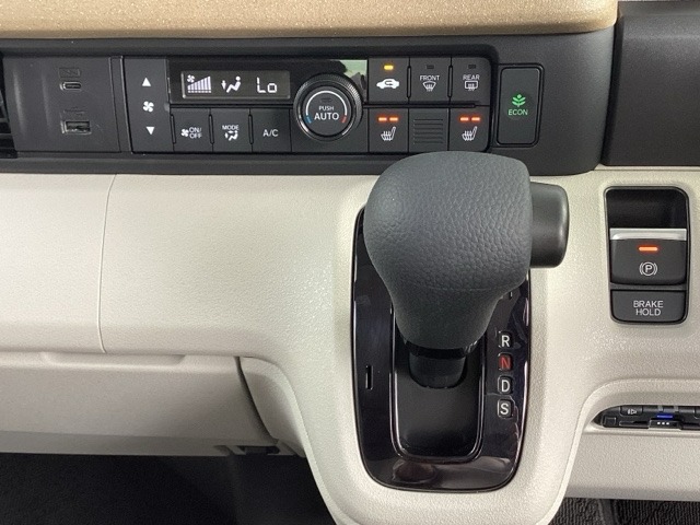 ホンダ Ｎ　ＢＯＸ ６６０ ファッションスタイル R7年 (近畿) 99