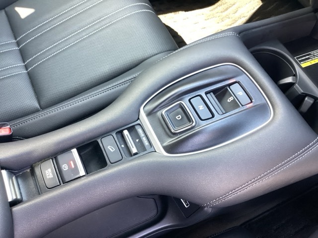 ホンダ ＺＲ－Ｖ ２．０ Ｅ：ＨＥＶ Ｚ R7年 (近畿) 99