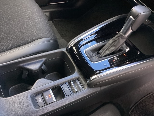 ホンダ ヴェゼル １．５ Ｅ：ＨＥＶ Ｚ R7年 (近畿) 99