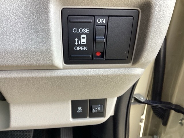 ホンダ Ｎ　ＢＯＸ ６６０ ファッションスタイル R7年 (近畿) 99
