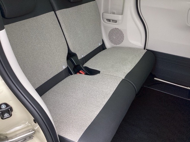ホンダ Ｎ　ＢＯＸ ６６０ ファッションスタイル ２トーン R7年 (近畿) 99