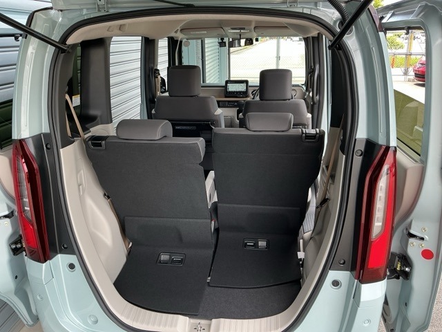 ホンダ Ｎ　ＢＯＸ ６６０ ファッションスタイル ２トーン R7年 (近畿) 99