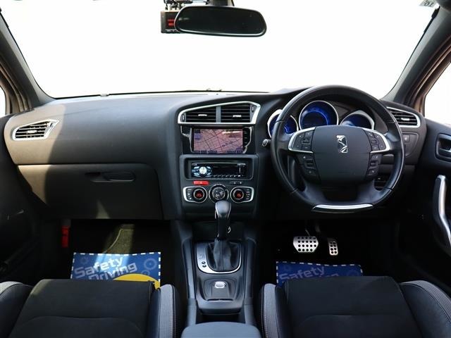 シトロエン ＤＳ４ シック ブルーＨＤＩ ＤＳ ＬＥＤ ヴィジョン パッケージ ディーゼルターボ H29年 (関東) 99