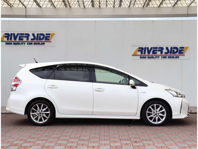トヨタ プリウスΑ １．８ Ｓ ツーリングセレクション H28年 (関東) 99