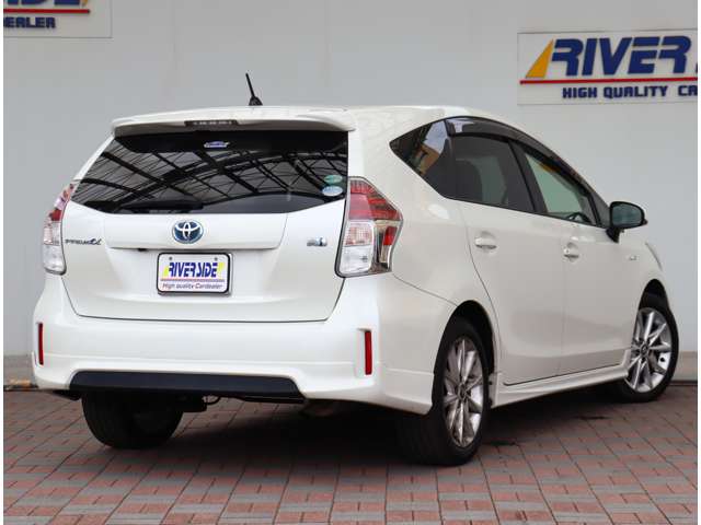 トヨタ プリウスΑ １．８ Ｓ ツーリングセレクション H28年 (関東) 99