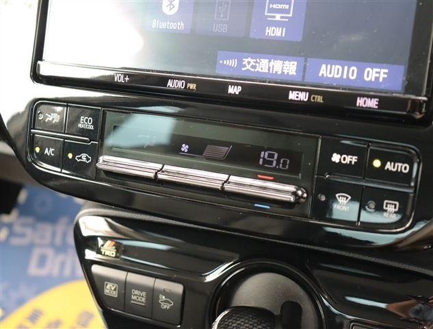 トヨタ プリウス １．８ Ｓ ツーリングセレクション R1年 (関東) 99