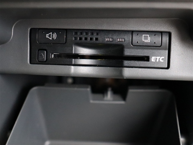 トヨタ ヴォクシー ２．０ ＺＳ 煌 H21年 (関東) 99