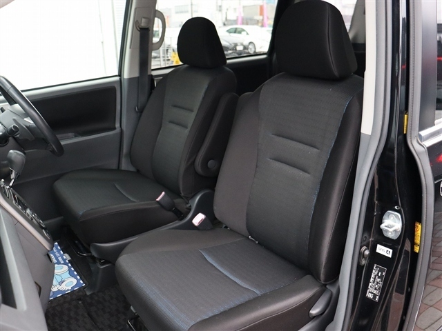 トヨタ ヴォクシー ２．０ ＺＳ 煌 H21年 (関東) 99