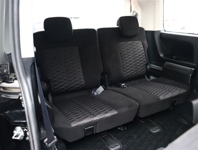 三菱 デリカ　Ｄ：５ ２．２ Ｇ パワーパッケージ ディーゼルターボ ４ＷＤ R4年 (関東) 99