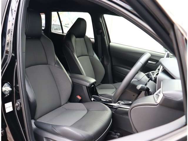 トヨタ カローラクロス １．８ Ｚ R5年 (関東) 99