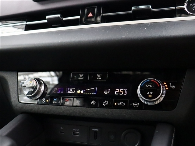三菱 アウトランダーＰＨＥＶ ＰＨＥＶ ２．４ ブラック エディション ４ＷＤ R6年 (関東) 99
