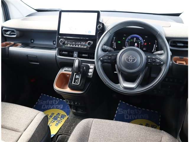 トヨタ シエンタ １．５ Ｚ R8年 (関東) 99
