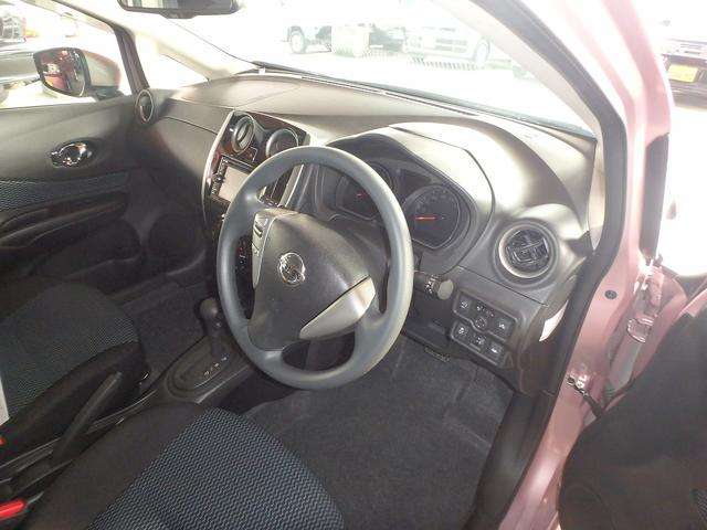 日産 ノート １．２ Ｘ H28年 (九州・沖縄) 99