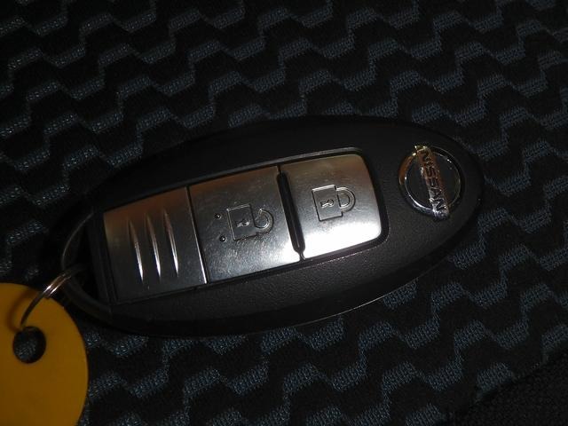 日産 ノート １．２ Ｘ H28年 (九州・沖縄) 99