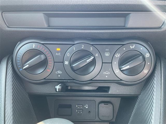 マツダ ＭＡＺＤＡ２ １．５ １５Ｓ ４ＷＤ R3年 (東海) 99