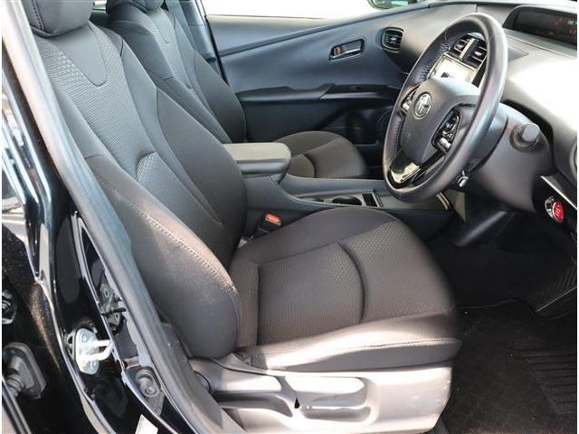 トヨタ プリウス １．８ Ｓ R4年 (東海) 99