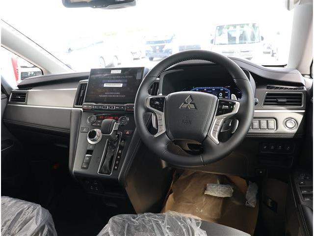 三菱 デリカ　Ｄ：５ ２．２ Ｐ ディーゼルターボ ４ＷＤ R8年 (東海) 99