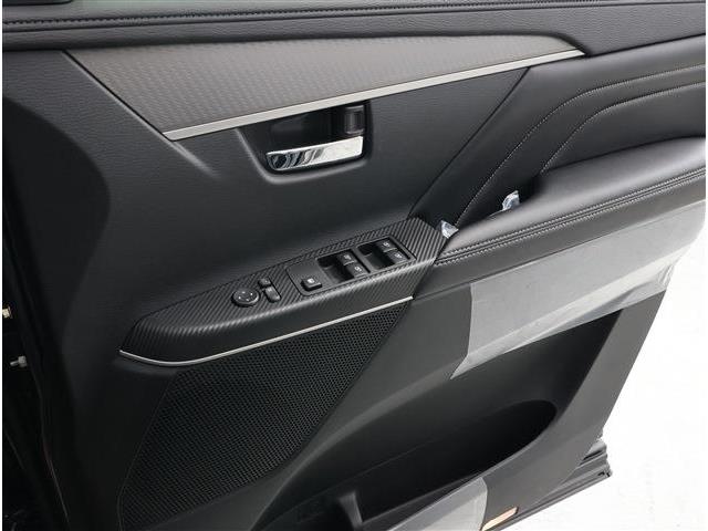 三菱 デリカ　Ｄ：５ ２．２ Ｐ ディーゼルターボ ４ＷＤ R8年 (東海) 99