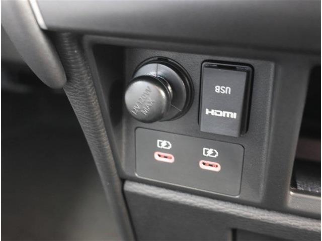三菱 デリカ　Ｄ：５ ２．２ Ｐ ディーゼルターボ ４ＷＤ R8年 (東海) 99