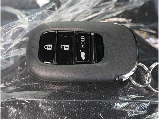 ホンダ ヴェゼル １．５ Ｅ：ＨＥＶ ＲＳ R8年 (東海) 99