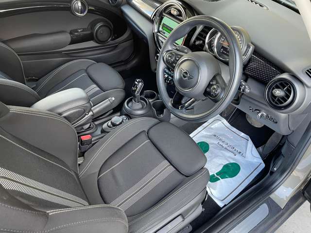 ミニ ミニ クーパーＳ ３ドア ＤＣＴ R1年 (東海) 99