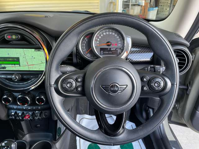 ミニ ミニ クーパーＳ ３ドア ＤＣＴ R1年 (東海) 99