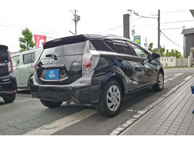 トヨタ アクア １．５ Ｓ H25年 (東海) 99