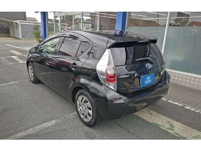トヨタ アクア １．５ Ｓ H25年 (東海) 99