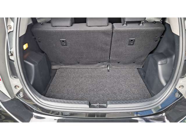 トヨタ アクア １．５ Ｓ H25年 (東海) 99