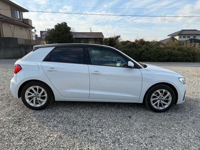 アウディ Ａ１　スポーツバック ２５ ＴＦＳＩ アドバンスト R2年 (東海) 99
