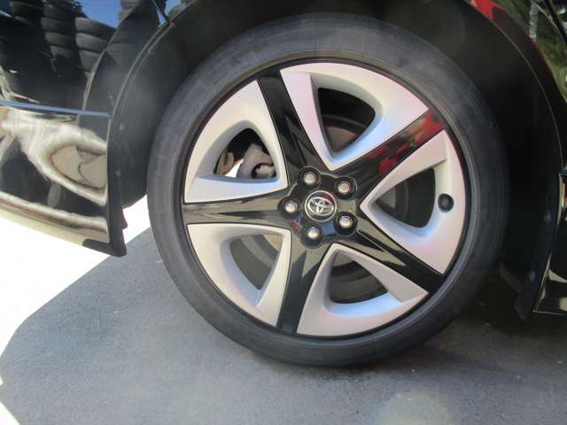 トヨタ プリウス １．８ Ｓ ツーリングセレクション H28年 (東海) 99