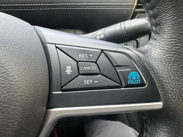 日産 セレナ １．２ Ｅ－ＰＯＷＥＲ ハイウェイスター Ｖ R1年 (関東) 99