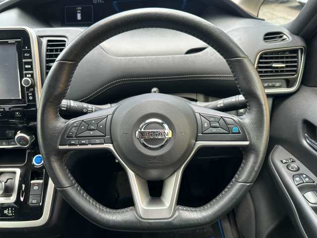 日産 セレナ １．２ Ｅ－ＰＯＷＥＲ ハイウェイスター Ｖ R1年 (関東) 99