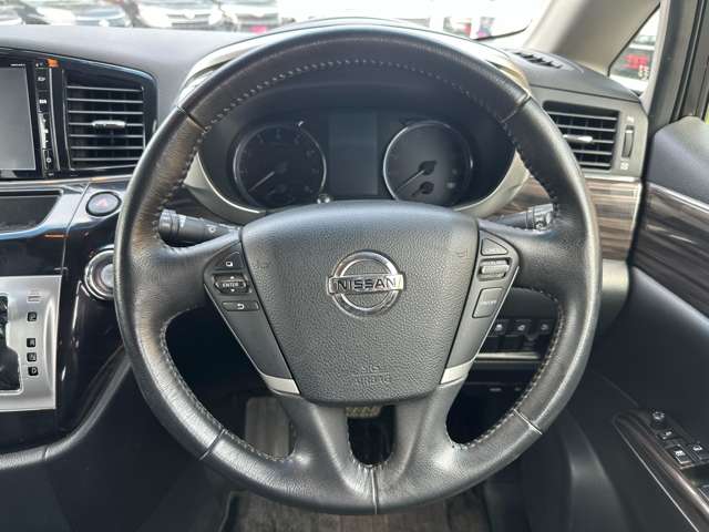 日産 エルグランド ２．５ ２５０ハイウェイスターＳ H29年 (関東) 99