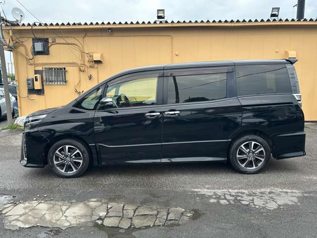 トヨタ ヴォクシー ２．０ ＺＳ 煌ＩＩ R1年 (関東) 99