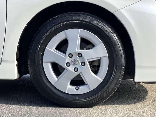 トヨタ プリウス １．８ Ｓ ＬＥＤエディション H23年 (関東) 99