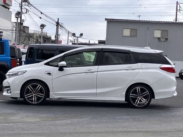 ホンダ シャトル １．５ ハイブリッド Ｚ H27年 (関東) 99