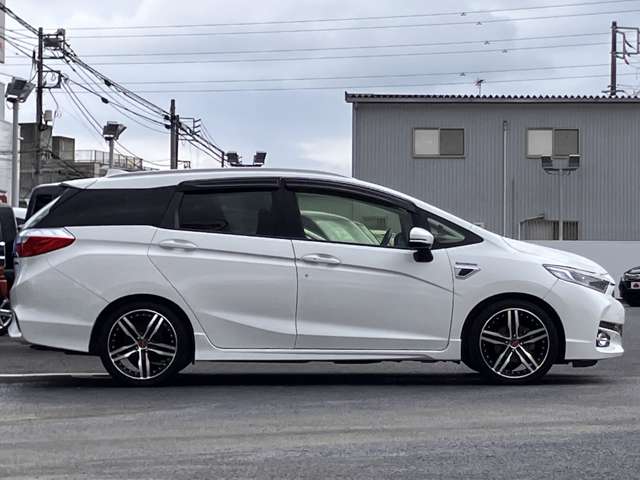 ホンダ シャトル １．５ ハイブリッド Ｚ H27年 (関東) 99