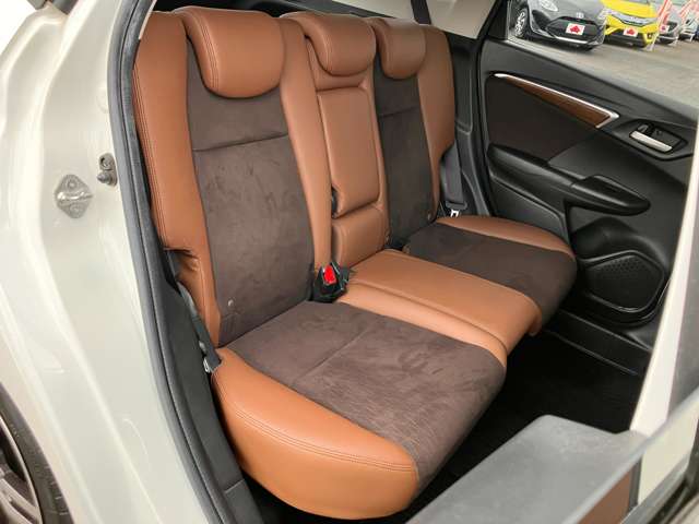 ホンダ シャトル １．５ ハイブリッド Ｚ H27年 (関東) 99