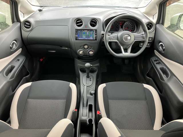 日産 ノート １．２ Ｘ H29年 (関東) 99