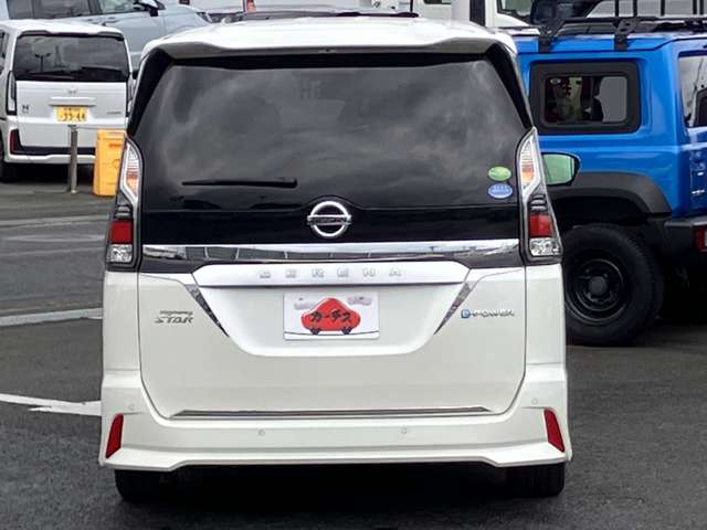 日産 セレナ １．２ Ｅ－ＰＯＷＥＲ ハイウェイスター Ｖ R1年 (関東) 99