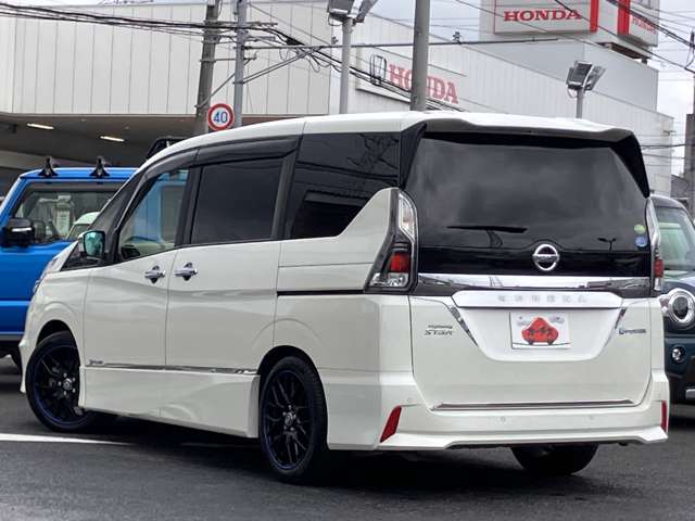 日産 セレナ １．２ Ｅ－ＰＯＷＥＲ ハイウェイスター Ｖ R1年 (関東) 99