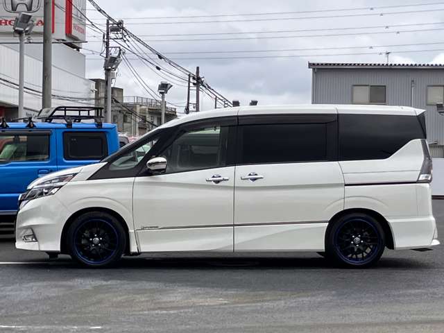 日産 セレナ １．２ Ｅ－ＰＯＷＥＲ ハイウェイスター Ｖ R1年 (関東) 99