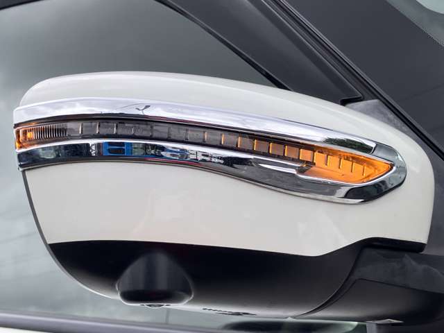 日産 セレナ １．２ Ｅ－ＰＯＷＥＲ ハイウェイスター Ｖ R1年 (関東) 99