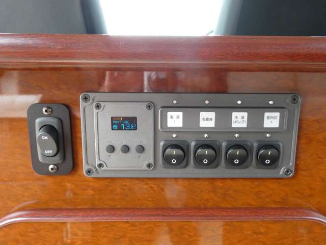 トヨタ ハイエースバン ＦＯＣＳ ＤＳコンパクト R2年 (関東) 99