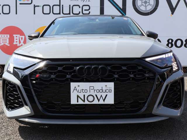 アウディ ＲＳ３　セダン ２．５ ４ＷＤ R4年 (関東) 99